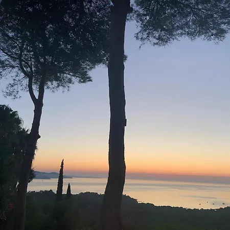 Casa-valanvi Gaou Benat Piscine Et Vue Villa Bormes-les-Mimosas