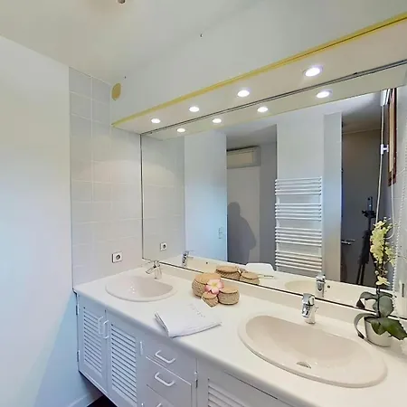 Casa-valanvi Gaou Benat Piscine Et Vue Villa *