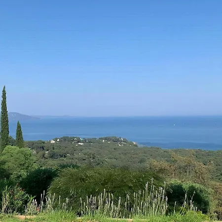 Casa-valanvi Gaou Benat Piscine Et Vue *