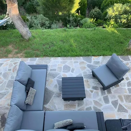 Casa-valanvi Gaou Benat Piscine Et Vue Vila
